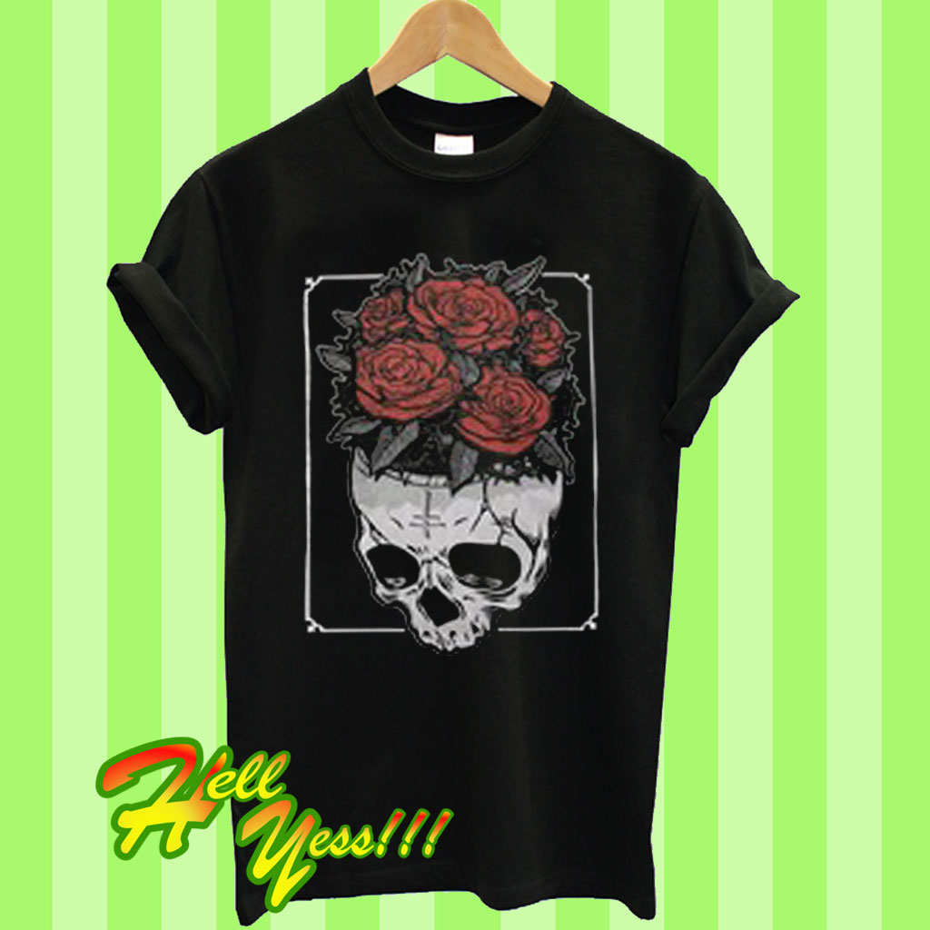 Skulls and roses T Shirt